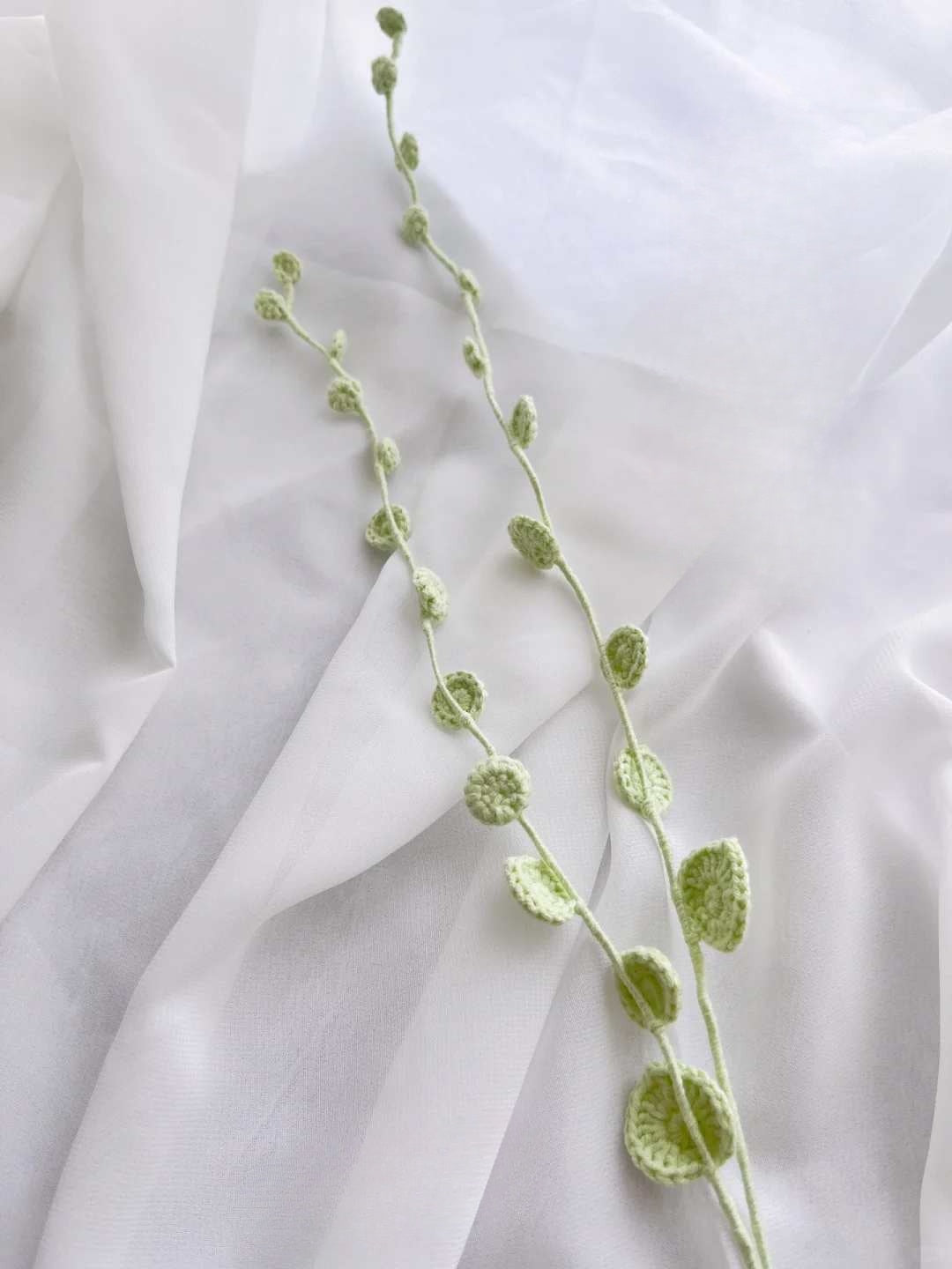 Long Leaf Eucalyptus Crochet Flower Tutorial PDF - Step-by-Step Guide for Beginners & Intermediates